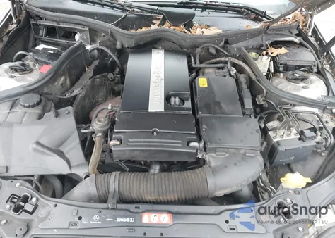 2004 Mercedes-Benz C 230 Kompressor Sport/Sport из США, поврежденный, VIN WDBRF40J94A648506